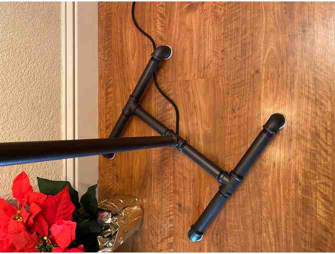 Custom made Industrial Iron Pipe Floor Lamp