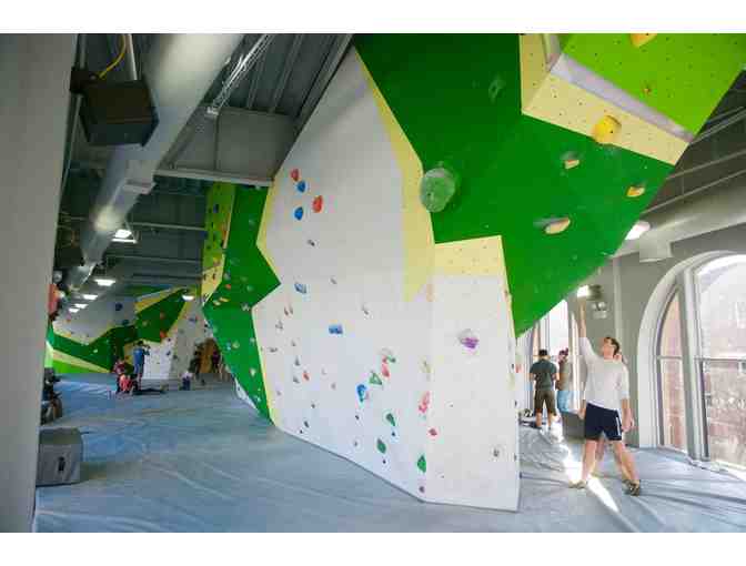 Family Climbing Day package at First Ascent Climbing & Fitness