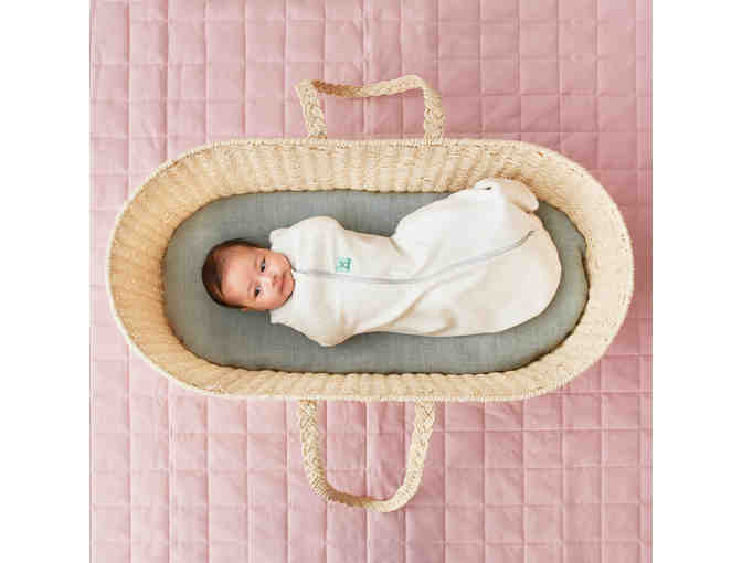 ergoPouch Cocoon swaddle and ergoPouch sleep suit bag
