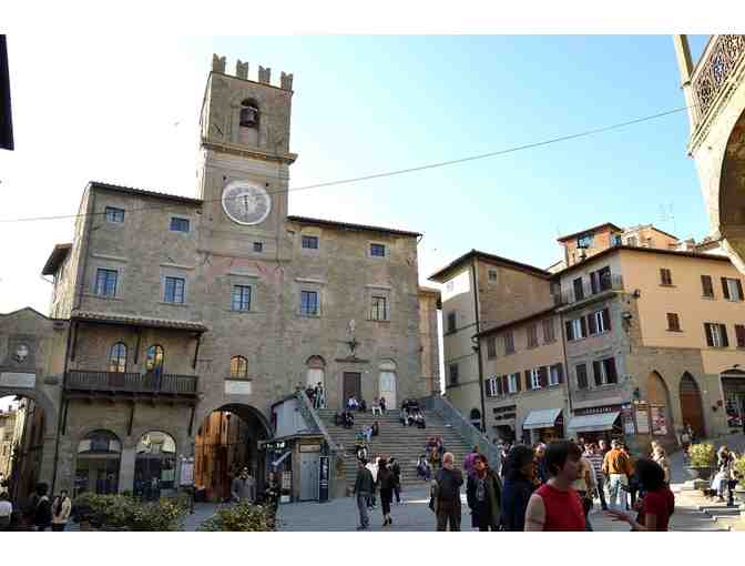 Luxury Getaway in the Heart of Tuscany