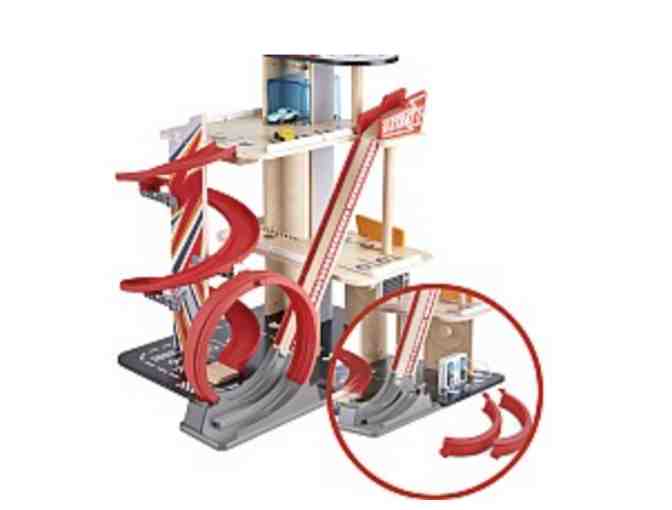 Gearhead Stunt Garage