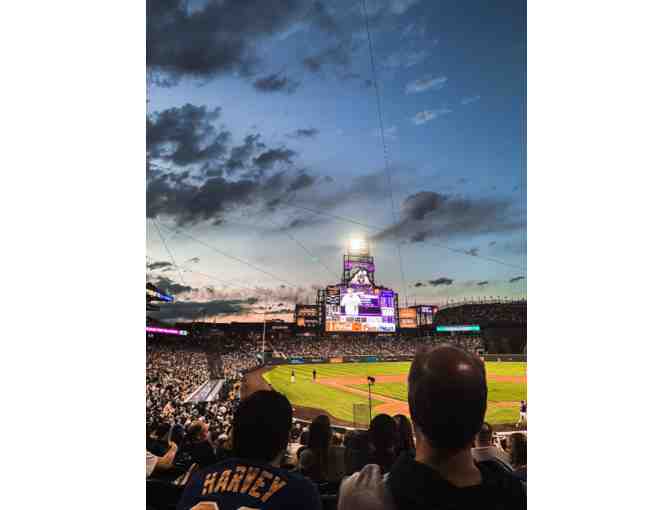 PRO SPORTS FAN EXPERIENCE FOR 2 | 2 NIGHT LODGING