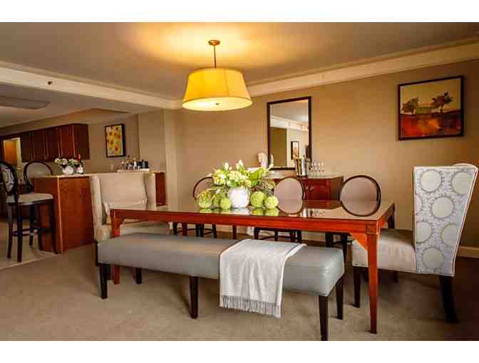 MAKER'S MARK DISTILLERY TOUR FOR 4 W/ GALT HOUSE HOTEL| LOUISVILLE, KY