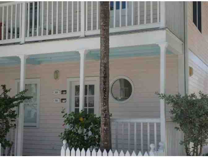 ISLAND TIME | 7 NIGHTS IN KEY WEST