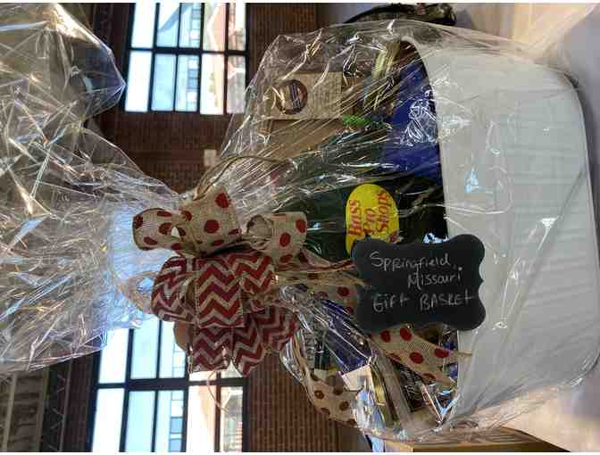 SPRINGFIELD MISSOURI GIFT BASKET