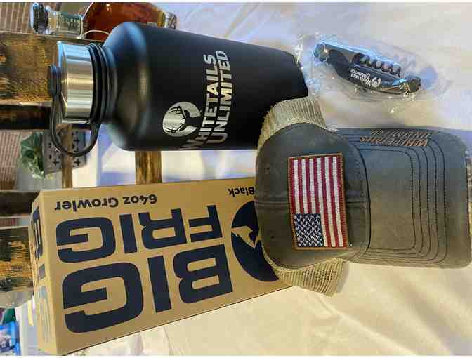 WHITETAILS UNLIMITED GROWLER, BALL CAP AND CORK SCREW