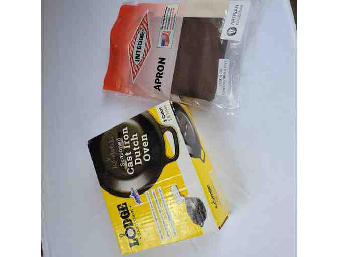 CAST IRON DUTCH OVEN AND CANVAS APRON