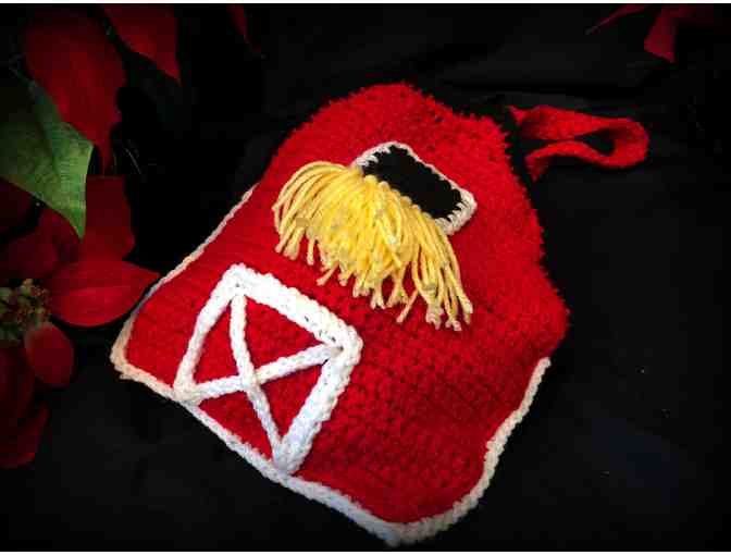 Barnyard . . . a Hand-Crocheted Farm Set