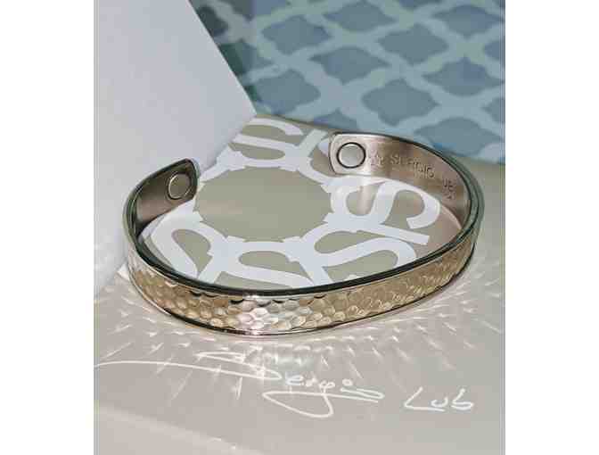 Ginger Snaps & Sergio Lub . . . Oh My!