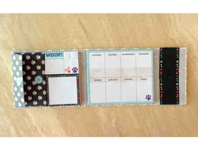 Tri-Fold Paw Print Motif Weekly Organizer -- New
