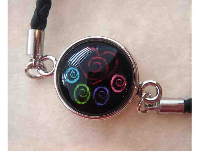 'Swirls of Love Paw' Glass Button Bracelet -- New