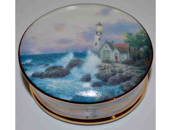 Numbered Thomas Kinkade 'Beacon of Hope' Lighthouse Music Box -- Pre-Owned