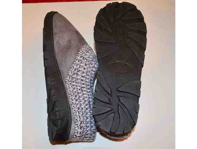 Purple Paw Comfy Gray Clog Slippers -- Size 9 -- New