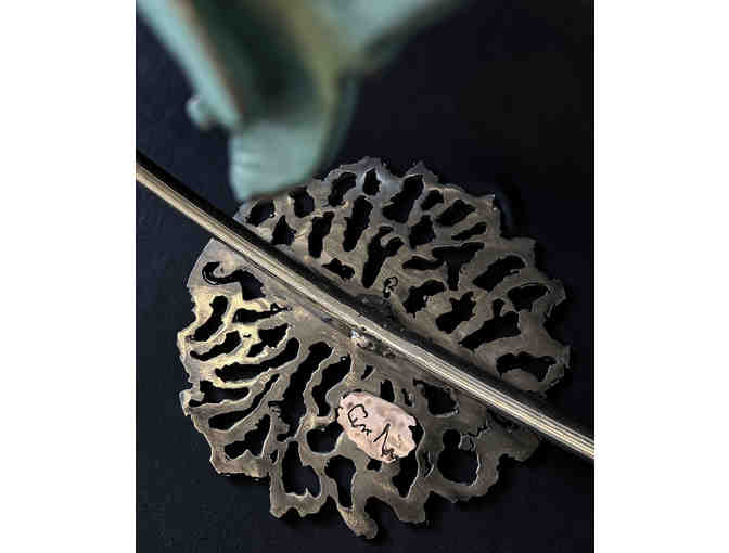 Open Sea Clan sculpture by Carlos Avila