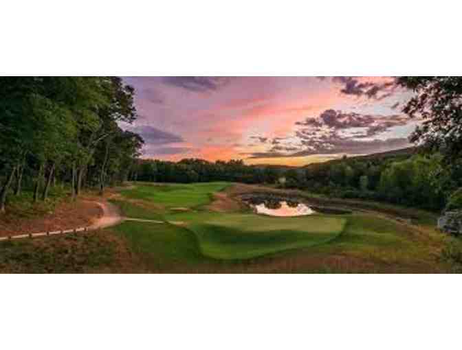 Connecticut National Golf Course - Round of Golf for Four with Carts