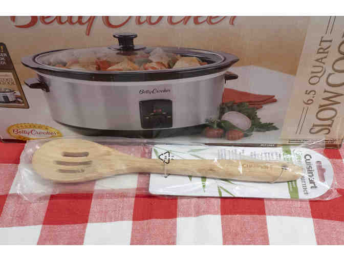 Betty Crocker 6.5 qt. Slow Cooker and Extras