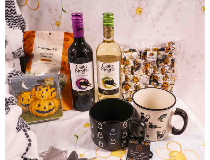 Black Cat Basket 'Scary Cats'