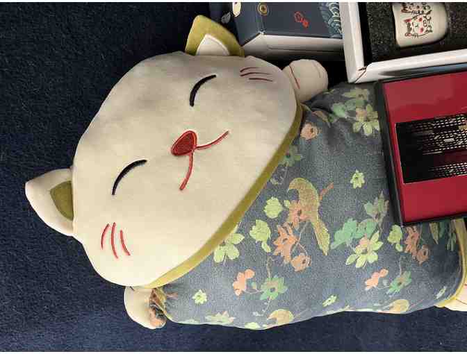 THE FLAVORS' OF THE EAST