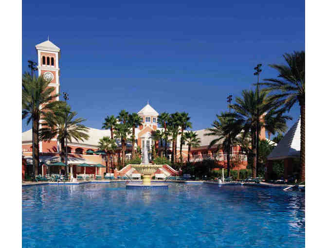 LIVE AUCTION: Fantastic 3 Night Orlando Resort Vacation