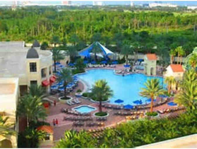 LIVE AUCTION: Fantastic 3 Night Orlando Resort Vacation