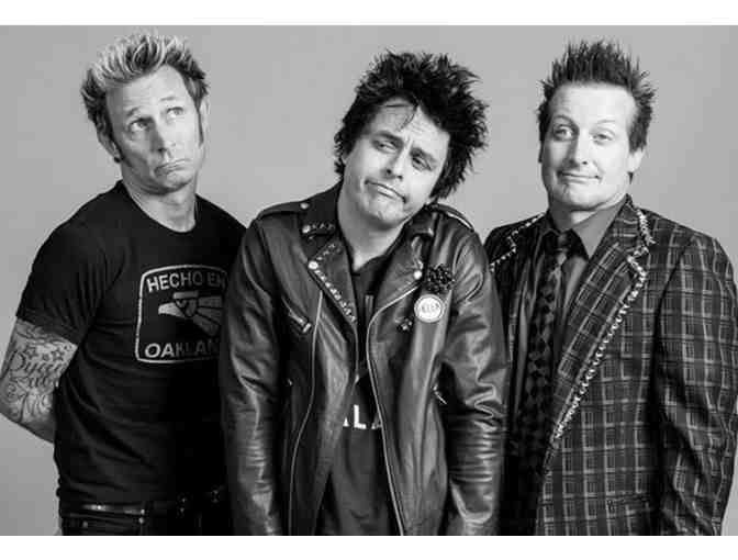 Green Day/Weezer/Fall Out Boy Concert at Target Field - Watch from the Press Box!