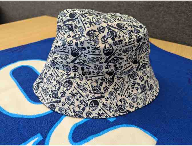 Twins Beach Pack - Reversible Twins Star Wars Bucket Hat & 10,000 Lakes Beach Towel