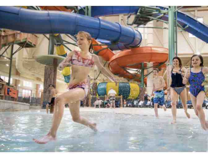 Family Waterpark Getaway - Photo 1