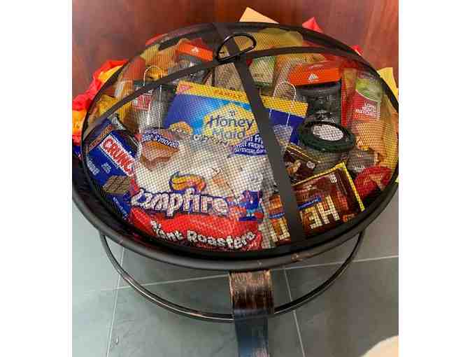 Alspaugh Class Basket - Family Fun by the Fire