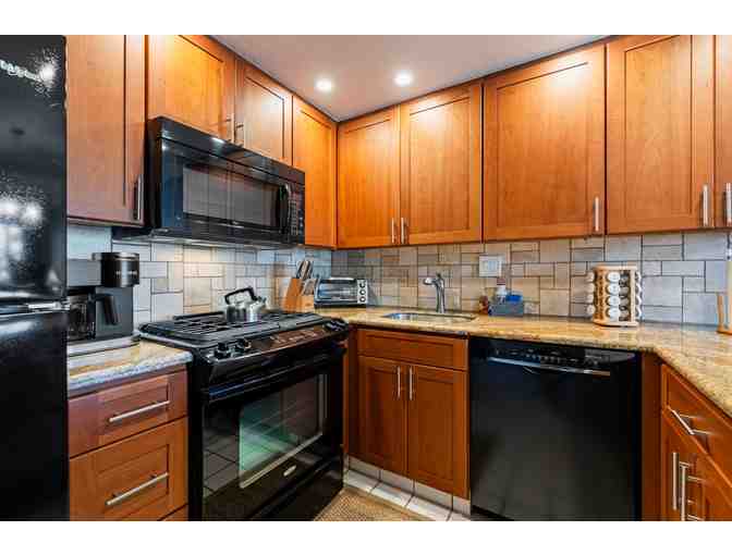 6 Night Stay at Maui Condo