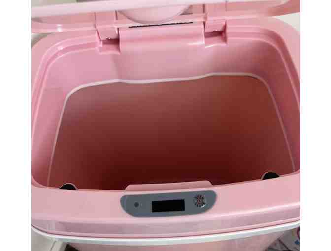 Pretty in Pink - Photo 3