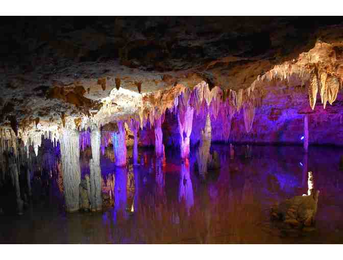 Missouri: Meramec Caverns TWO PASSES - Stanton