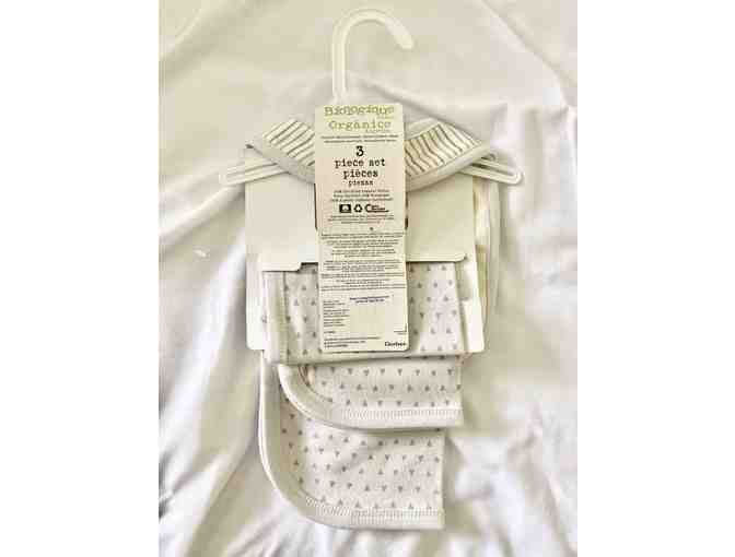 Baby gender neutral Bibs and Burp Cloth