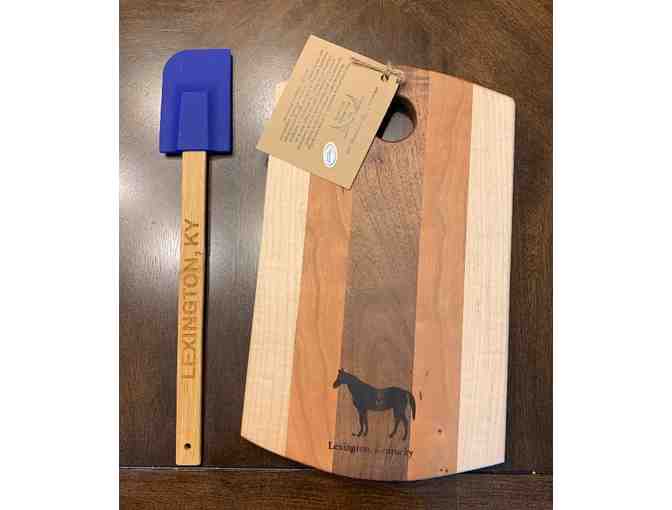 2 Lexington VIP Admission Passes for 12 attractions & variety of Lexington themed items