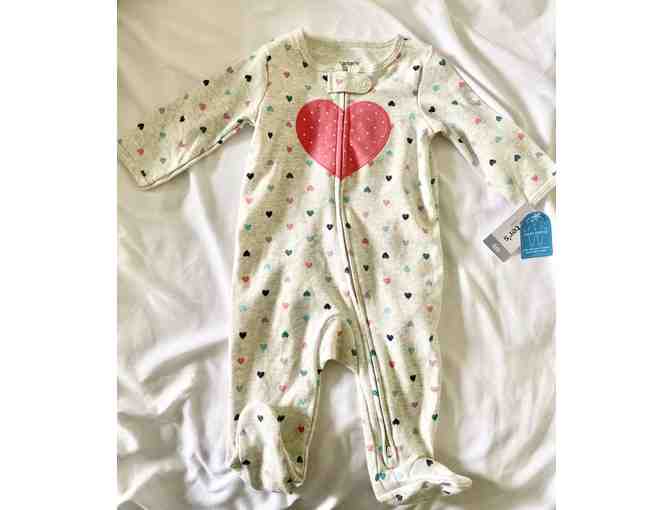 Baby girl Carter's Heart 2-Way Zip Sleep & Play Footie - size 6 months