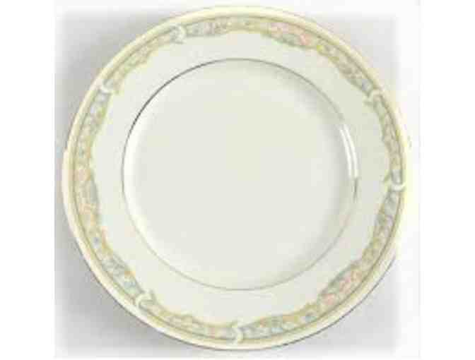 China pattern: Gallery Collection Ivory Elegance Woodstock Set by Ranmaru