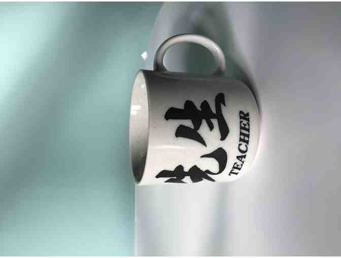 Coffee mug - Teacher written in English and Japanese