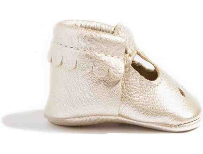 Freshly Picked MINI SOLE Kids MARY JANE MOCCASIN IN PLATINUM - Size 5 - Photo 2