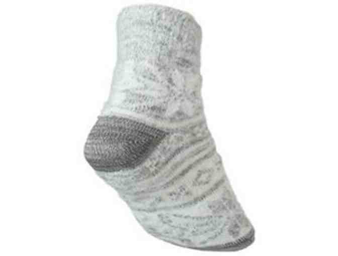 Women's Cozy Cabin Oversized Snowflake Socks ice blue color