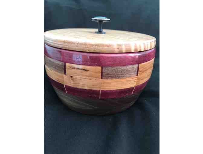 Segmented wood bowl