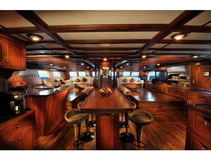 Seven Night Liveaboard Trip to Palau with Siren Fleet