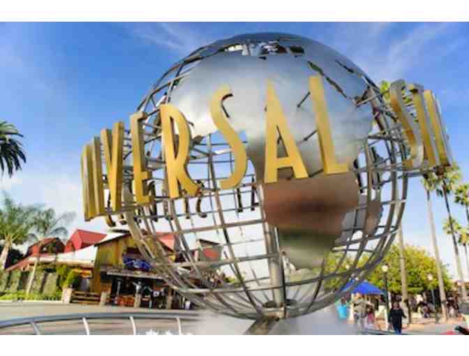 1 night stay at The Sheraton Universal inluding Parking and Lounge Access