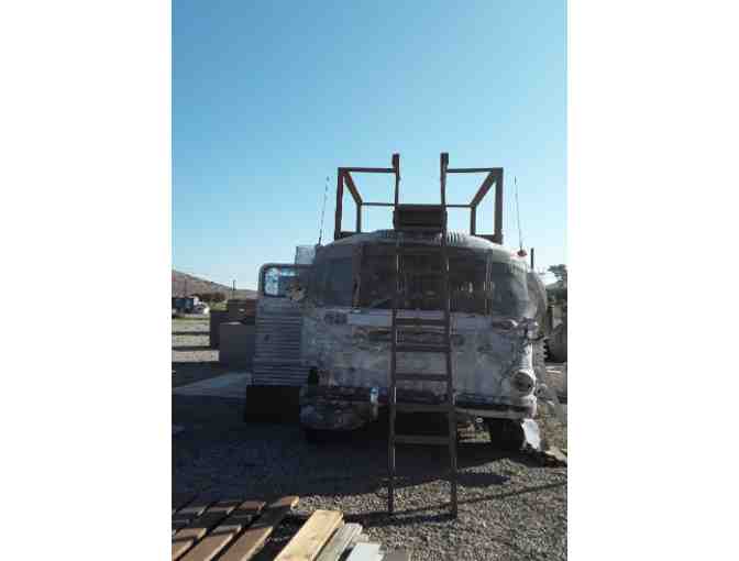 Paintball USA - TWELVE (12) Admissions, Blasters, Mask, Ammo Pouch, and Safety Vest Rental