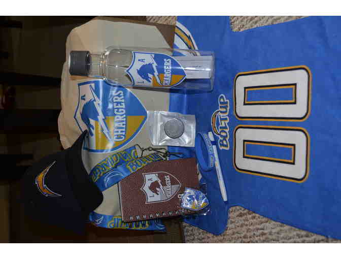 LA CHARGERS Fan Gear Pack