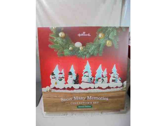 Hallmark Snow Many Memories Collector's Set Special Edition
