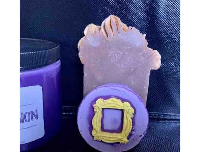 Vegan Soap, Soy Candle and Bath Bomb Set