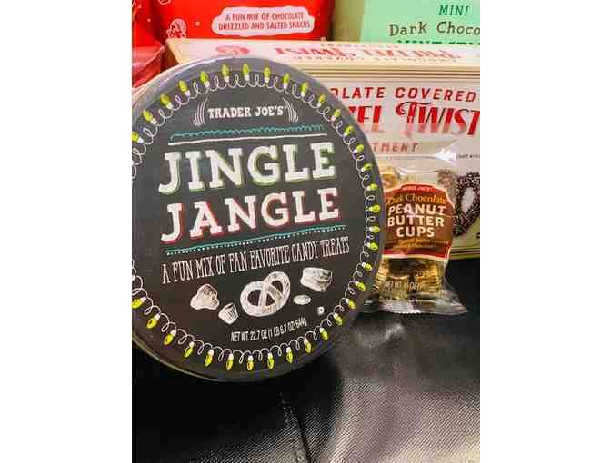 Trader Joes Holiday Gift Basket