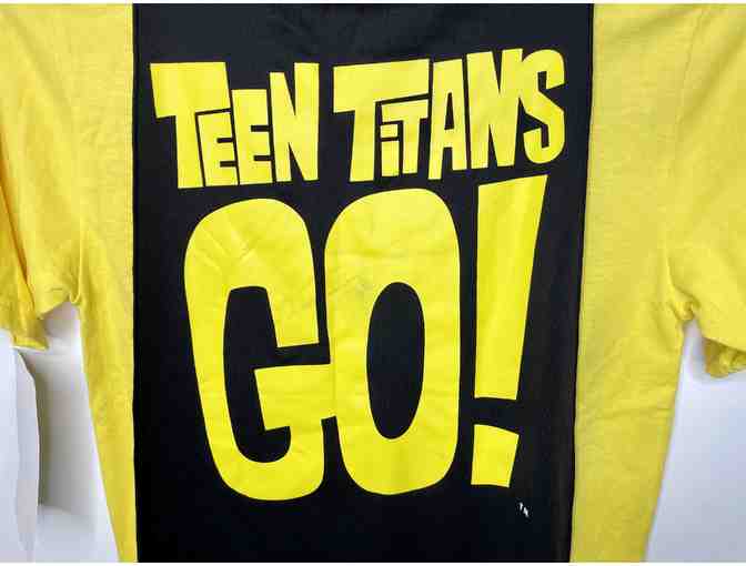 Teen Titans Go! - Caped T-Shirt