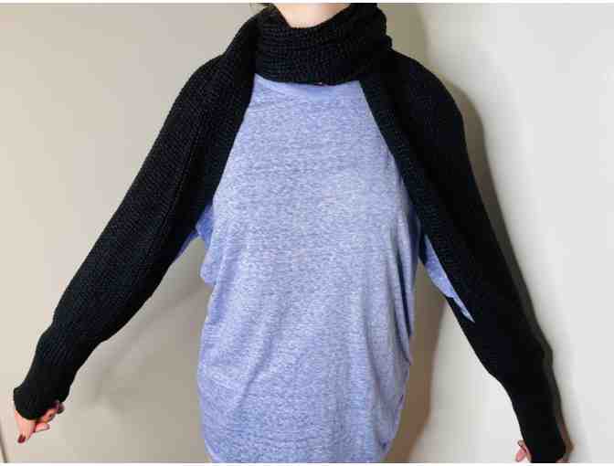 Women's black wrapped arm scarf