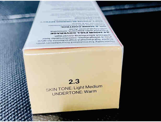 Smashbox 24 Hour Oil-Free Hydra Foundation (color 2.3)