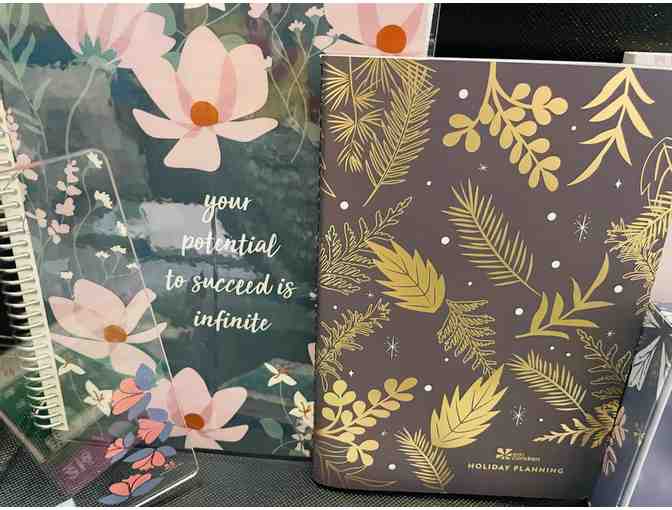 Exclusive Stationary Collection